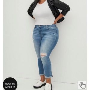 PLUS SIZE Torrid NWT Boyfriend Straight Vintage Stretch Mid Rise Jean SIZE 18R